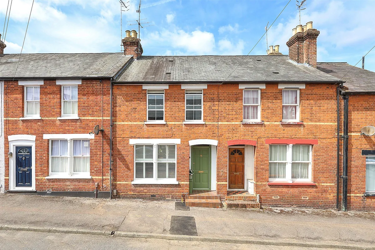 Jubilee Terrace, Dorking, Surrey, RH4
