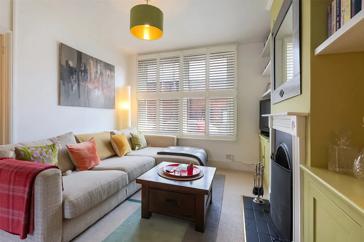 Jubilee Terrace, Dorking, Surrey, RH4