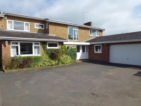 Preston Deanery Road, Quinton, NN7 photo 1