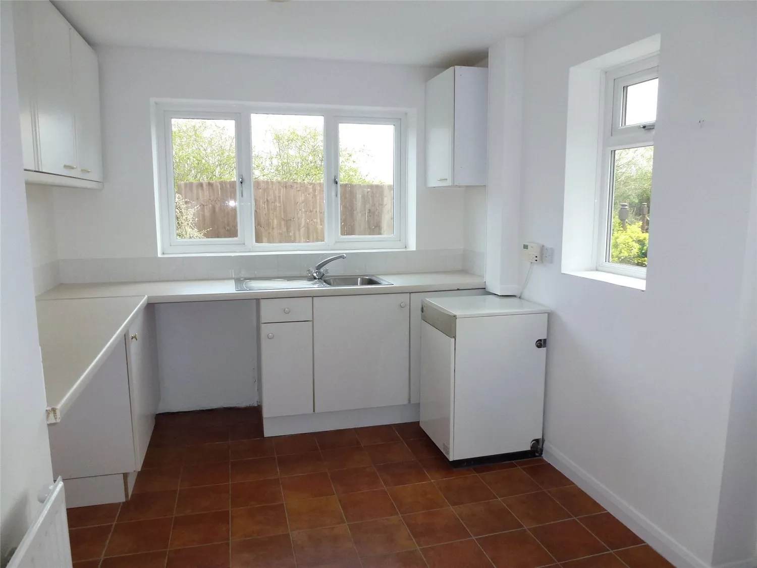 Preston Deanery Road, Quinton, NN7 photo 6