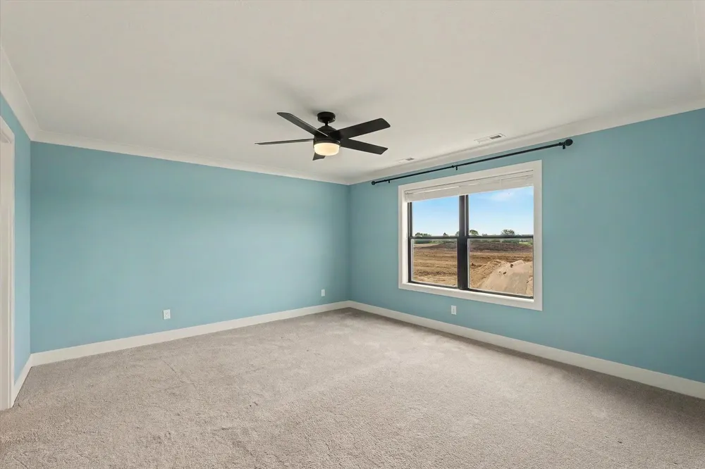 301 Sutton St, Savoy, IL 61874
