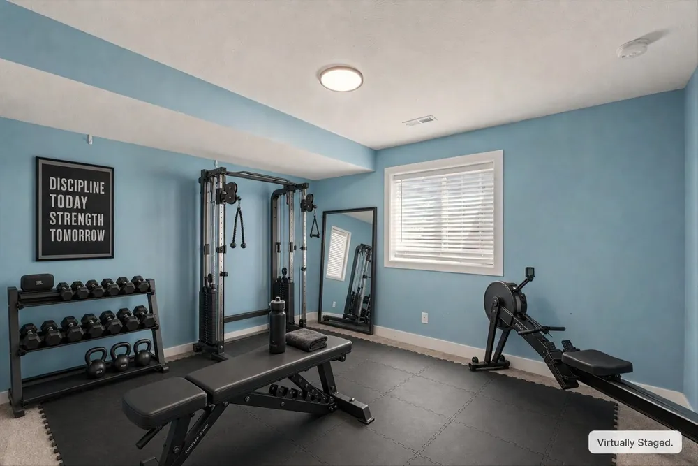 301 Sutton St, Savoy, IL 61874