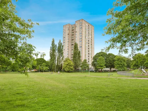 Harrow Court, Stevenagephoto