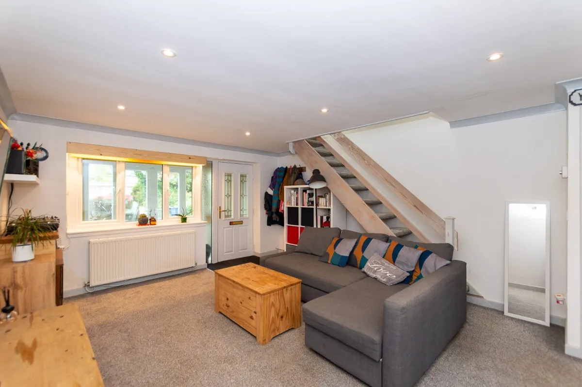 Bro Gwylwyr, Nefyn, Gwynedd, LL53