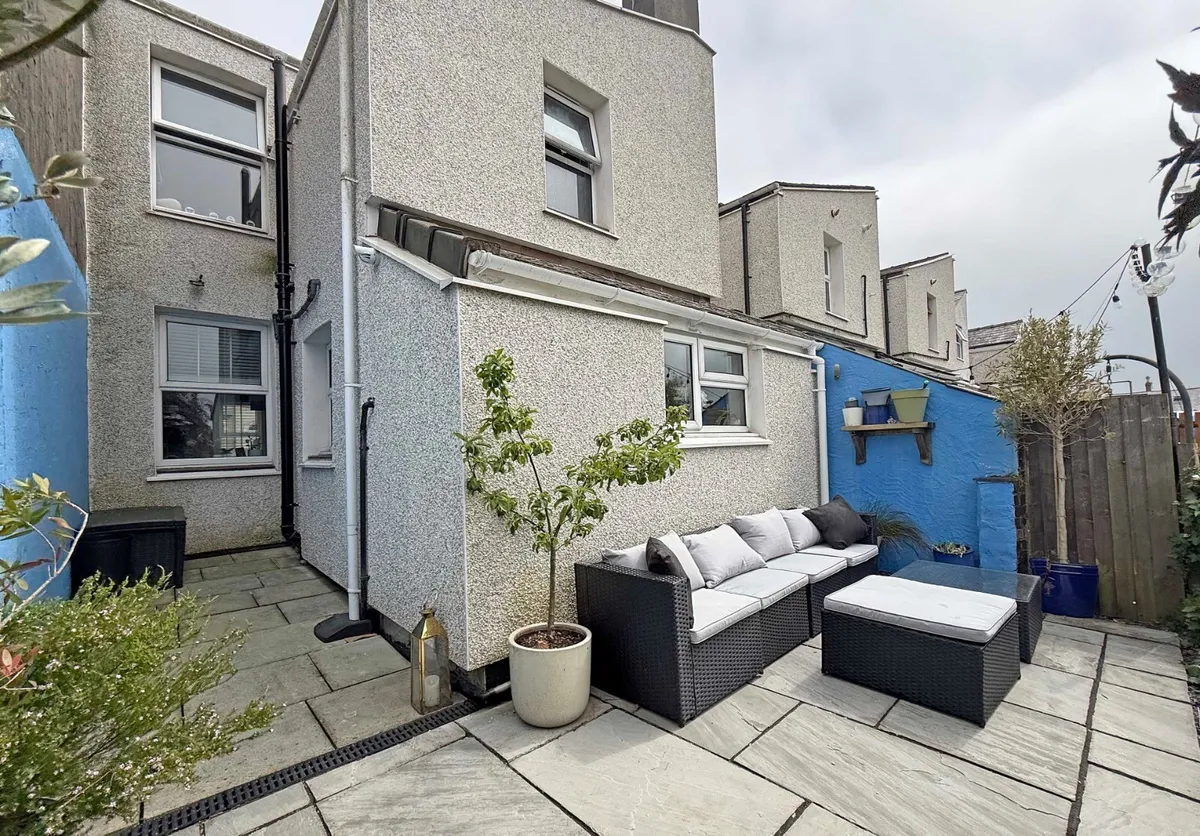 Dinorwic Street, Caernarfon, Gwynedd, LL55