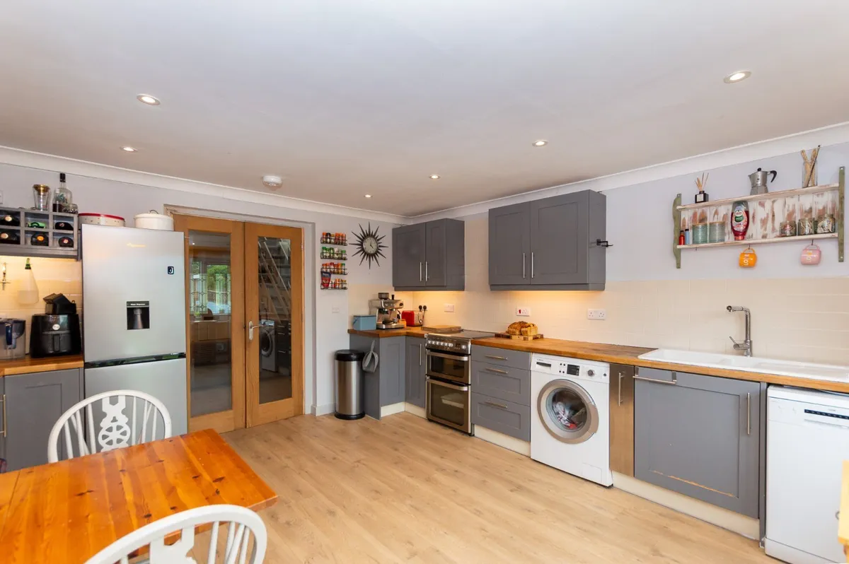 Bro Gwylwyr, Nefyn, Gwynedd, LL53