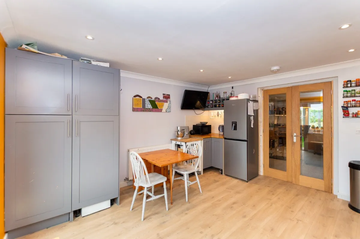 Bro Gwylwyr, Nefyn, Gwynedd, LL53