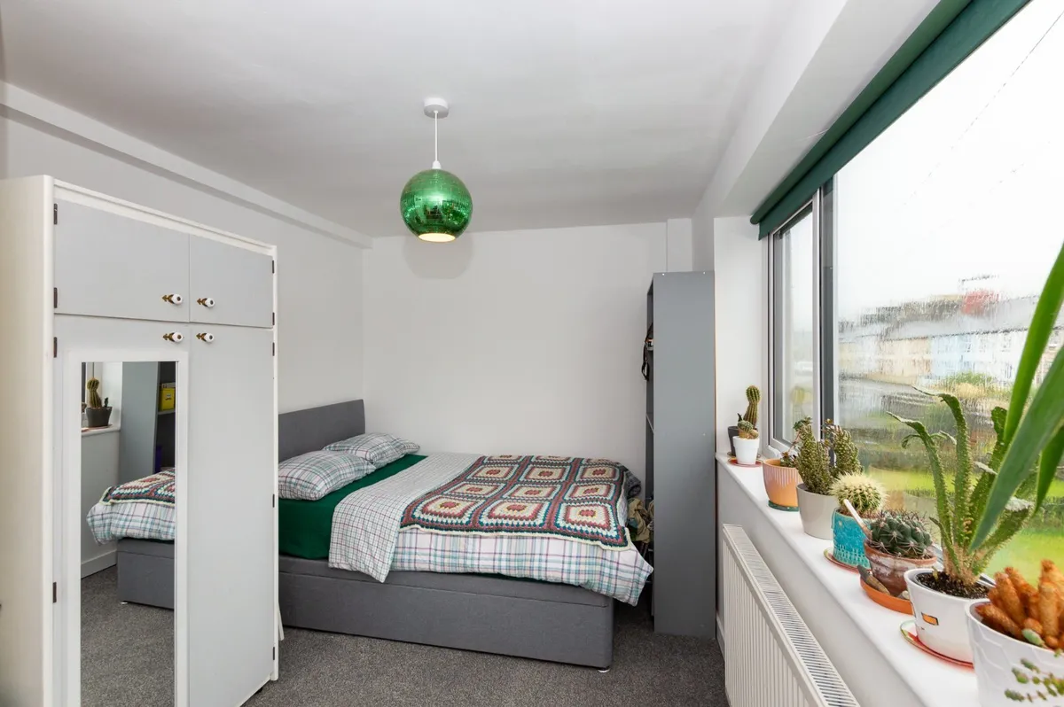 Bro Gwylwyr, Nefyn, Gwynedd, LL53