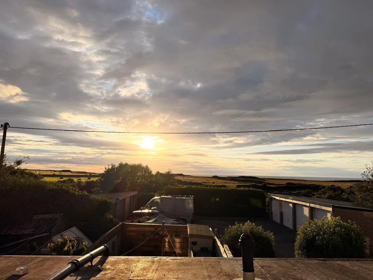 Bro Gwylwyr, Nefyn, Gwynedd, LL53