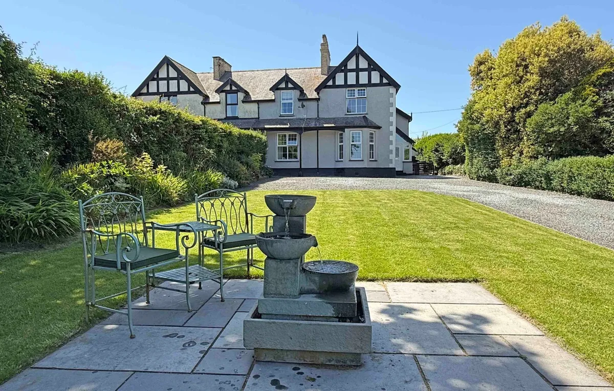 Bull Bay, Amlwch, Isle of Anglesey, LL68