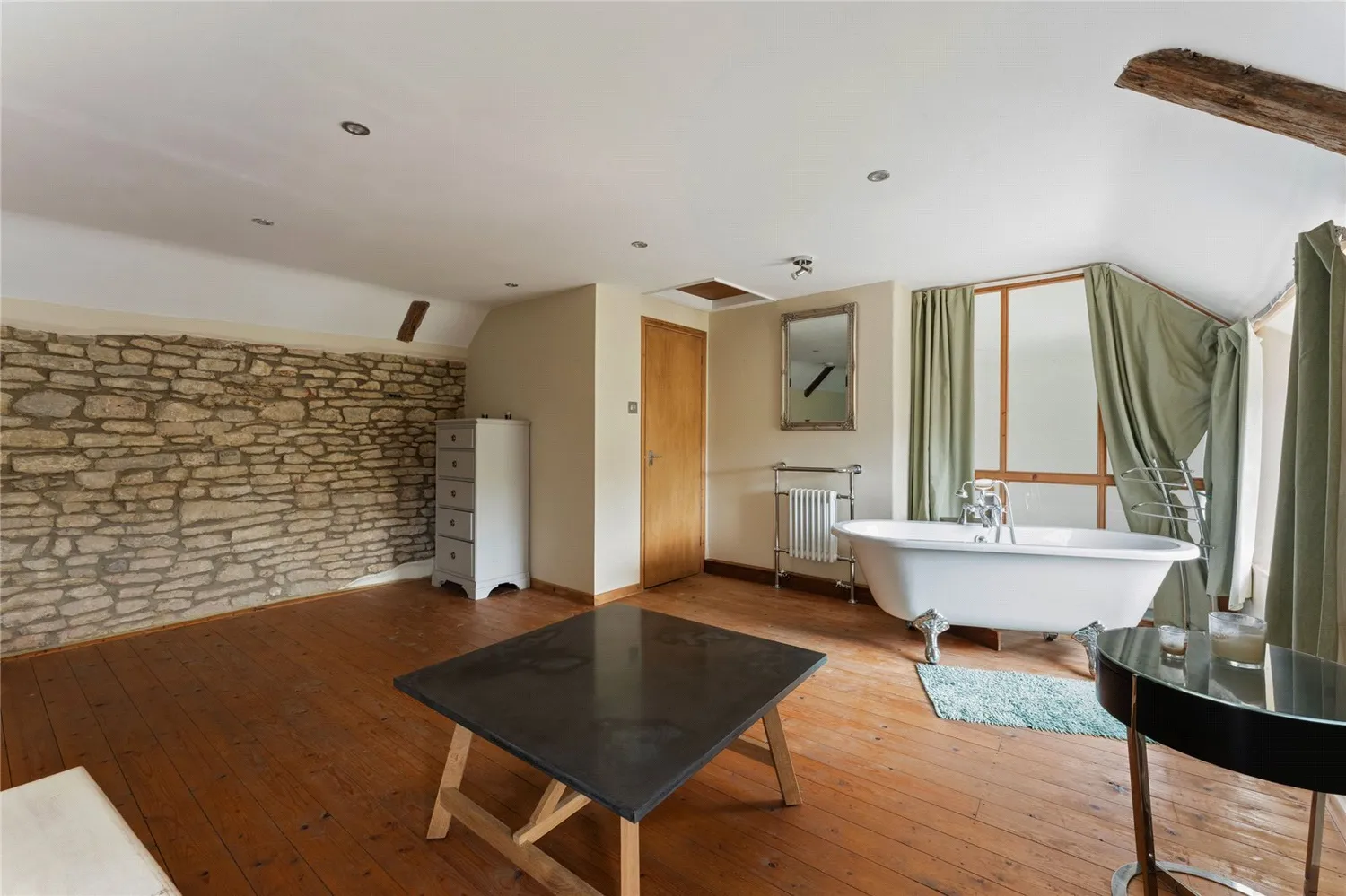 North Street, Oundle, PE8 photo 19