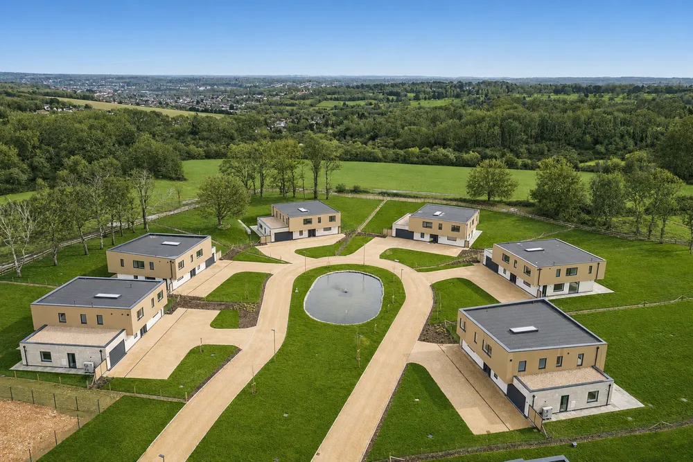 Wallis House, Courtlands Park, Banstead, SM7