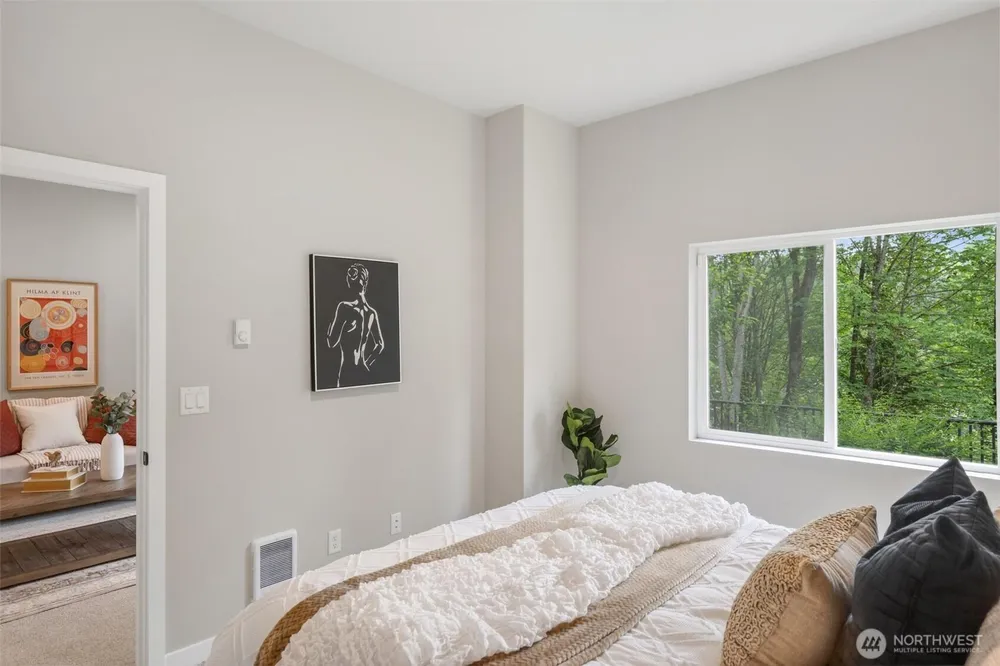 1086 Collier Pl SW, Issaquah, WA 98027