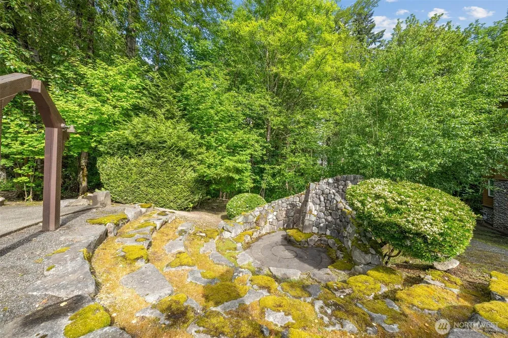 1086 Collier Pl SW, Issaquah, WA 98027
