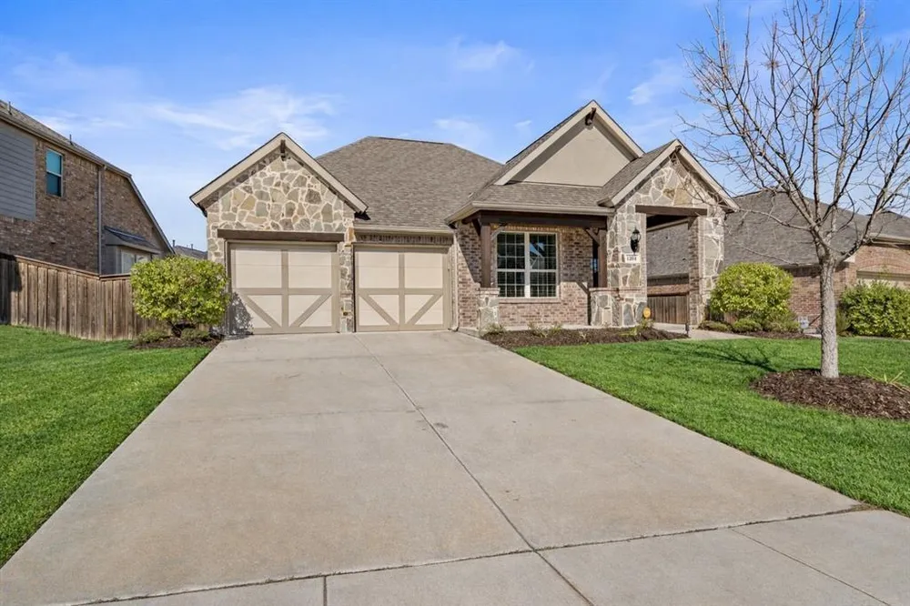 1204 CANEY CREEK LANE, McKinney, TX 75071