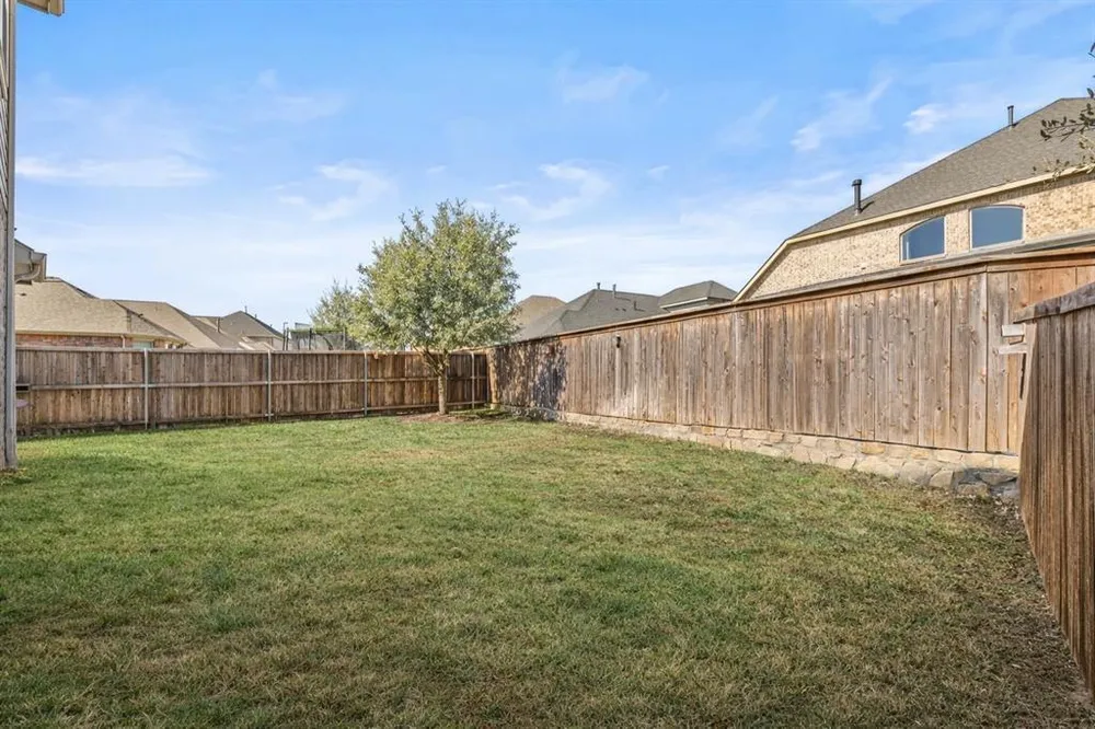 1204 CANEY CREEK LANE, McKinney, TX 75071