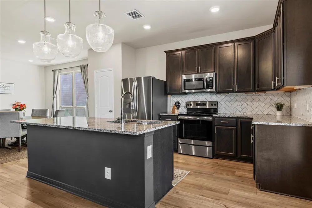3105 Samson Dr, Waco, TX 76655