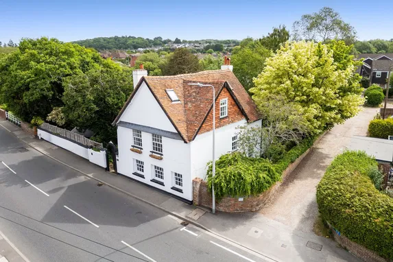 Shaw Road, Newbury, RG14