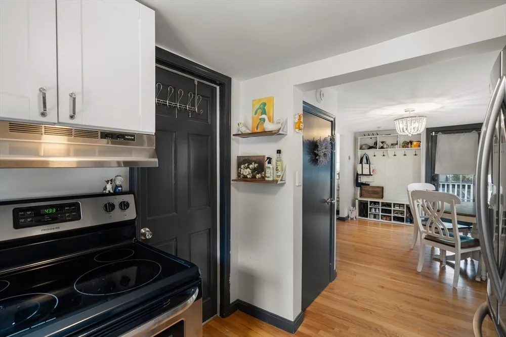 84 Windsor Ave, Swampscott, MA 01907