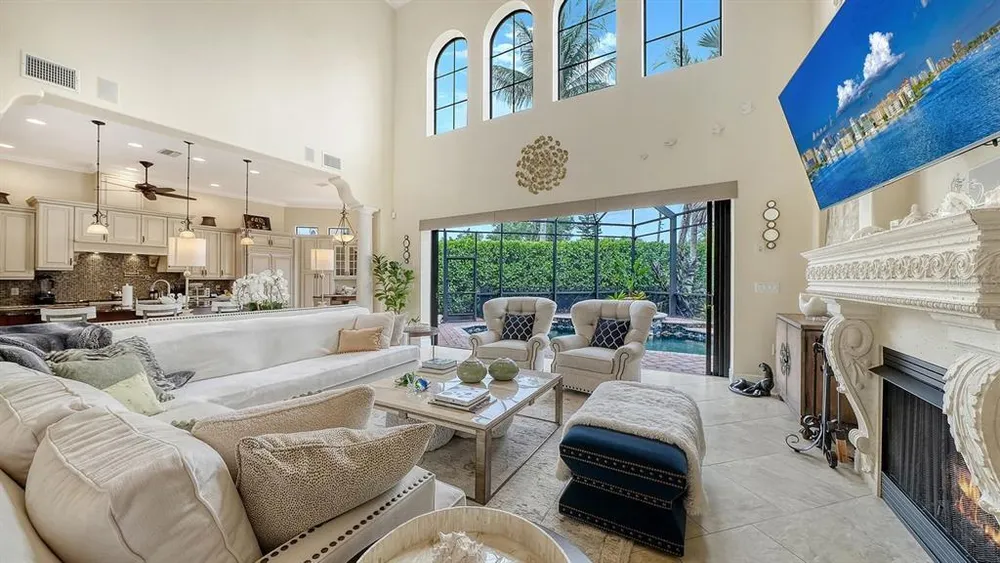 1630 Assisi Dr, Sarasota, FL 34231