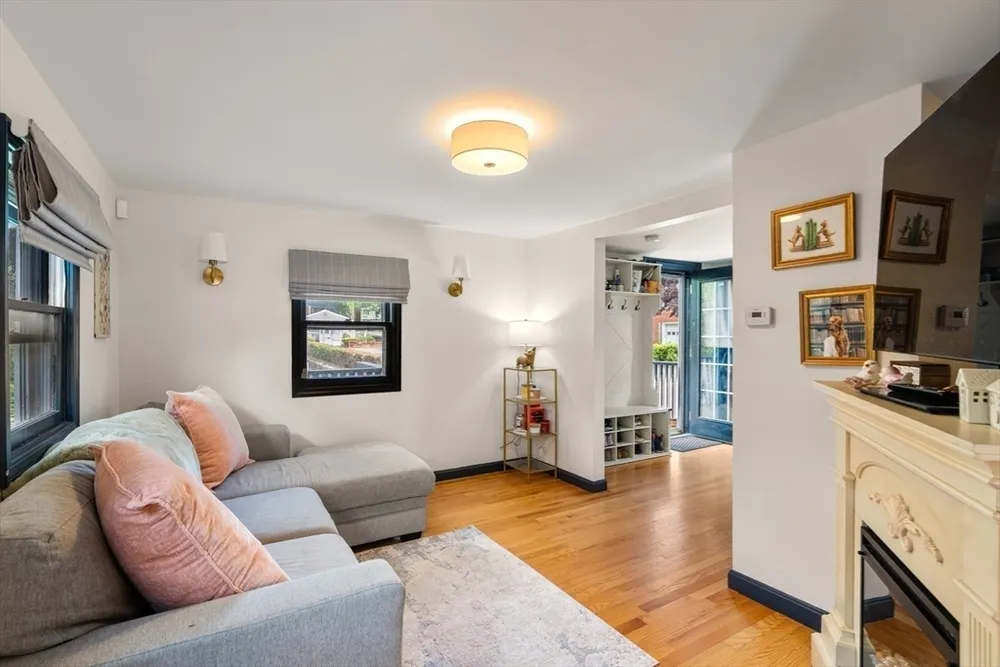84 Windsor Ave, Swampscott, MA 01907