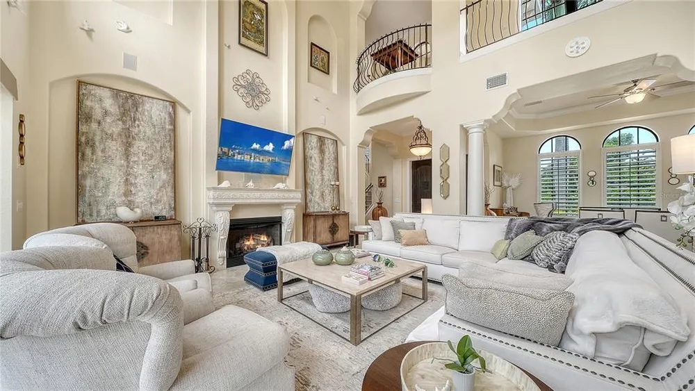 1630 Assisi Dr, Sarasota, FL 34231