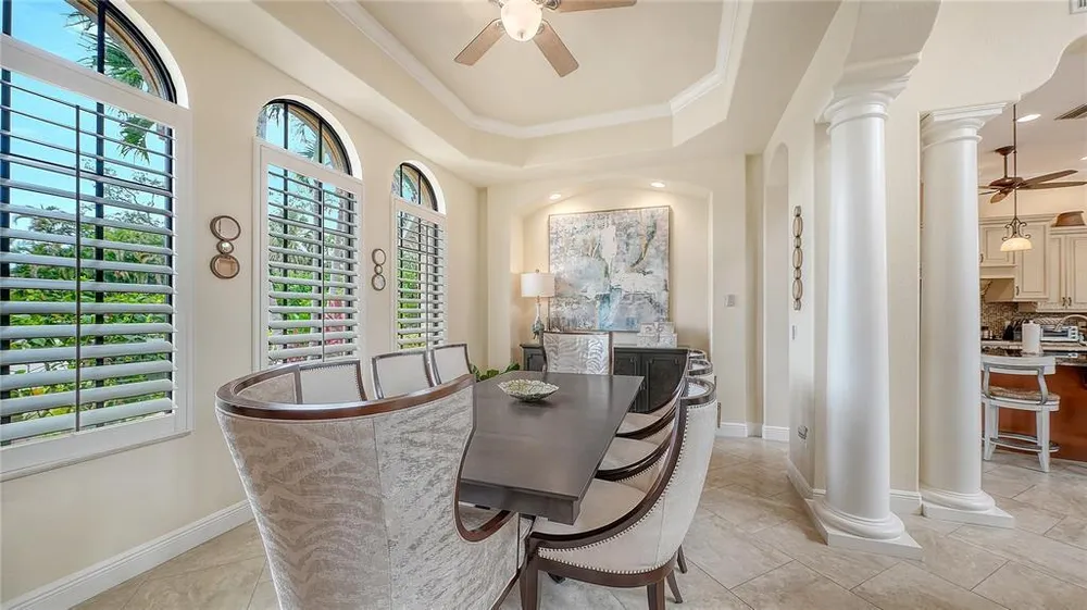 1630 Assisi Dr, Sarasota, FL 34231