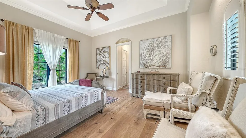 1630 Assisi Dr, Sarasota, FL 34231