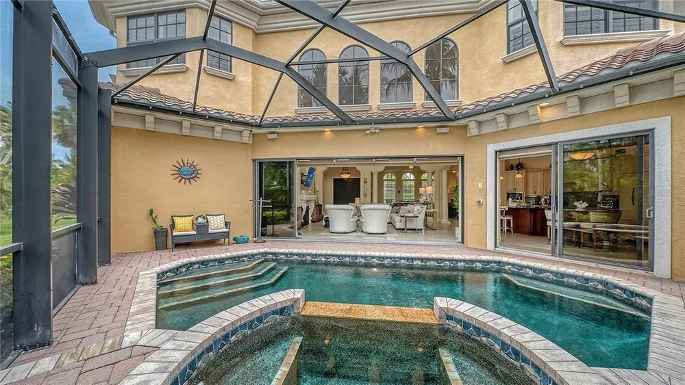 1630 Assisi Dr, Sarasota, FL 34231