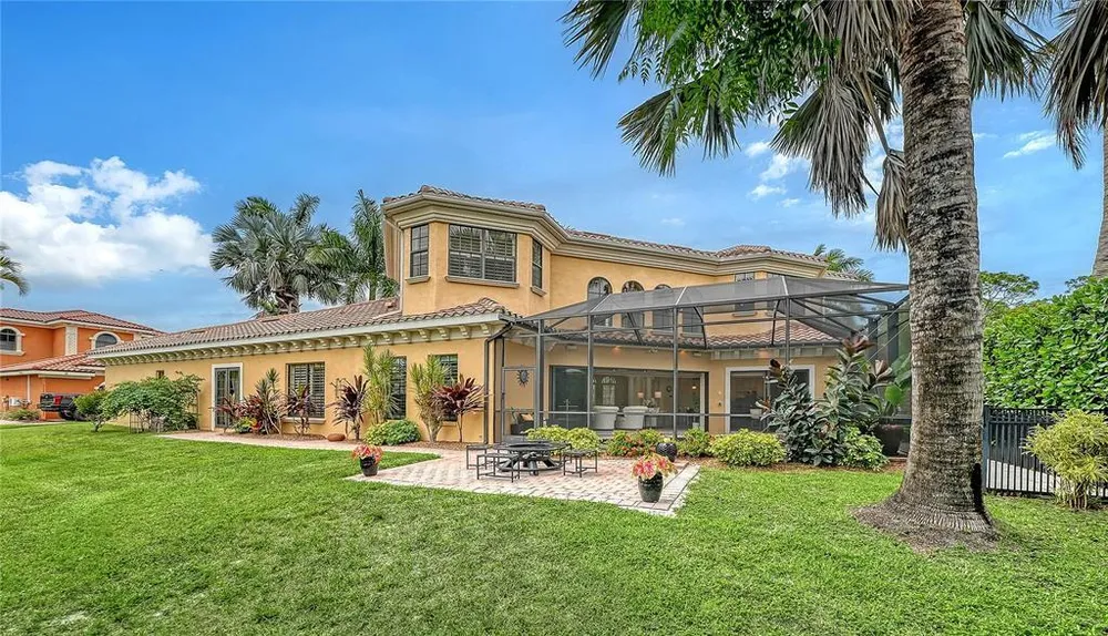 1630 Assisi Dr, Sarasota, FL 34231