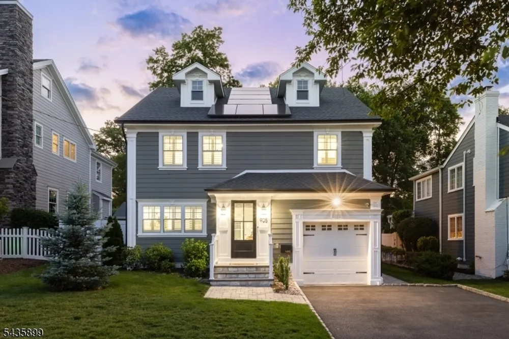 905 Harding St, Westfield, NJ 07090