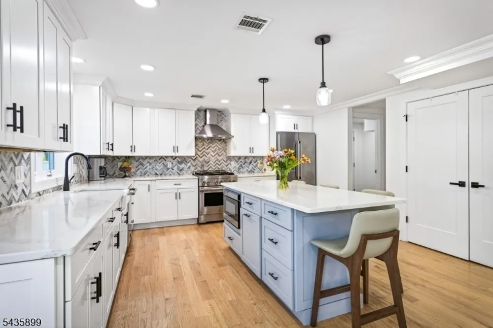 905 Harding St, Westfield, NJ 07090