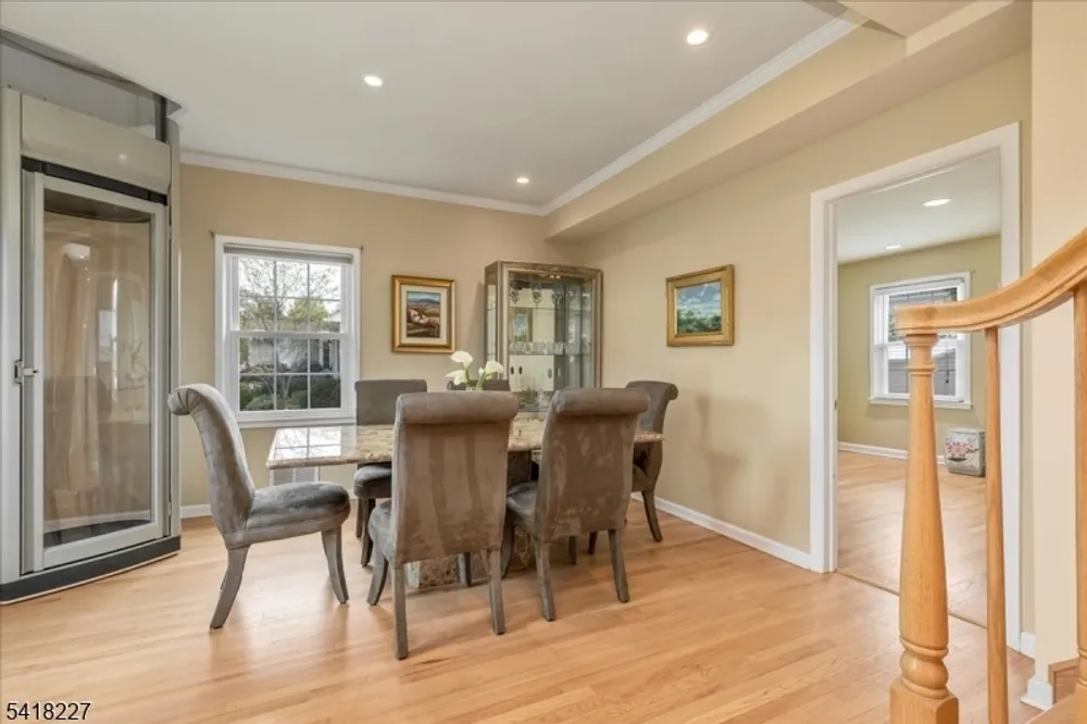 29 Mohawk Trail, Westfield, NJ 07090