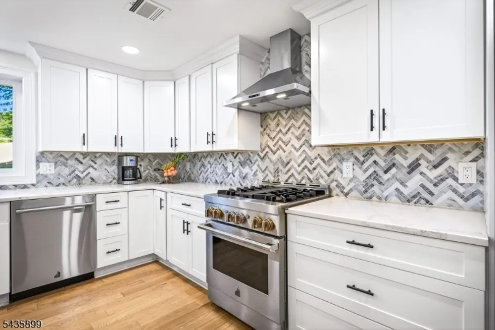 905 Harding St, Westfield, NJ 07090