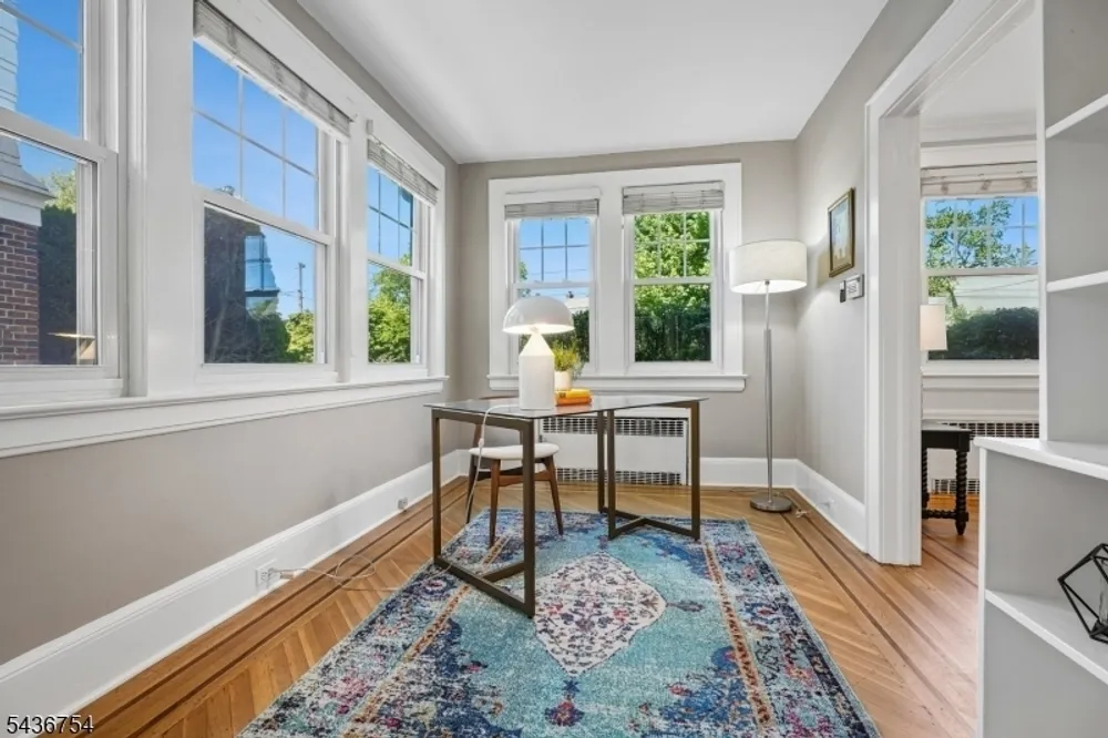 32 Rutgers St, Maplewood, NJ 07040