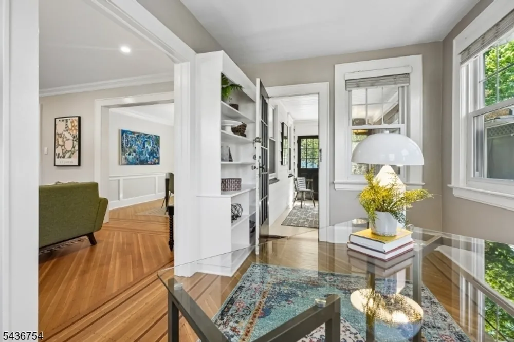 32 Rutgers St, Maplewood, NJ 07040