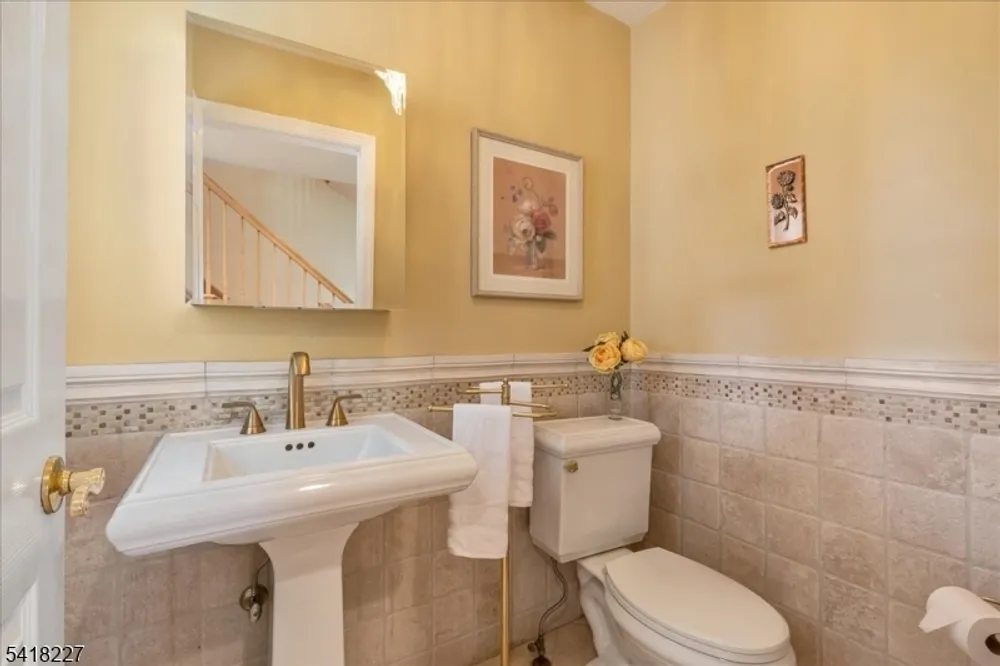 29 Mohawk Trail, Westfield, NJ 07090