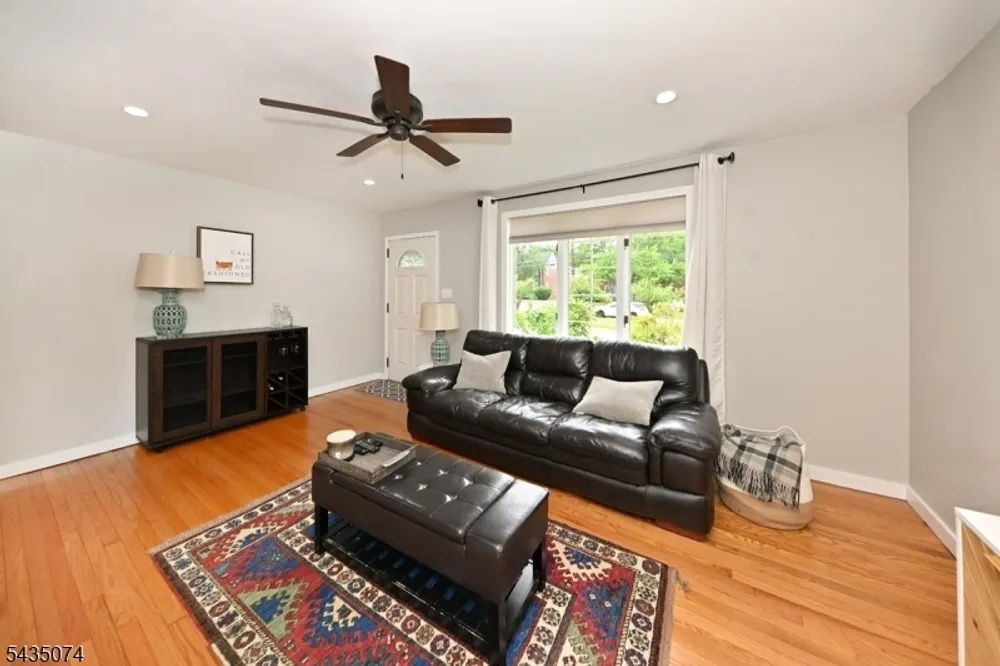 575 Allwood Rd, Clifton, NJ 07012