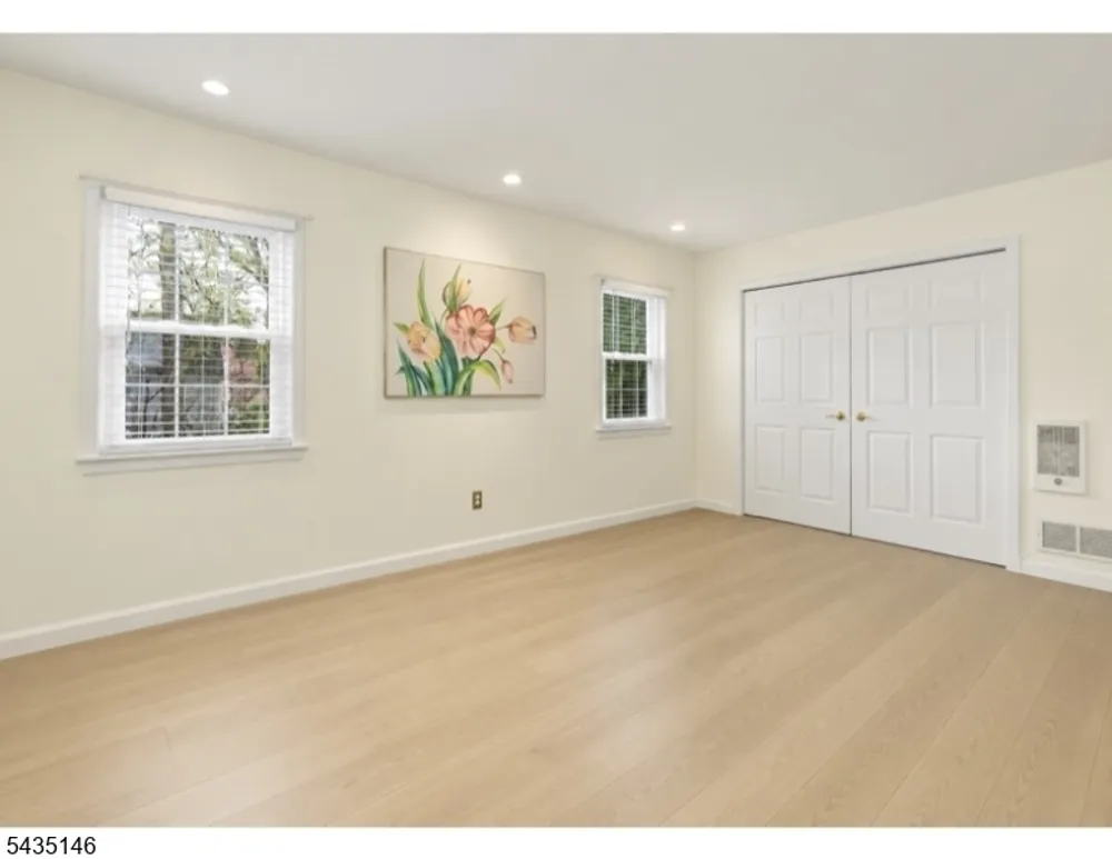 29 Mohawk Trail, Westfield, NJ 07090