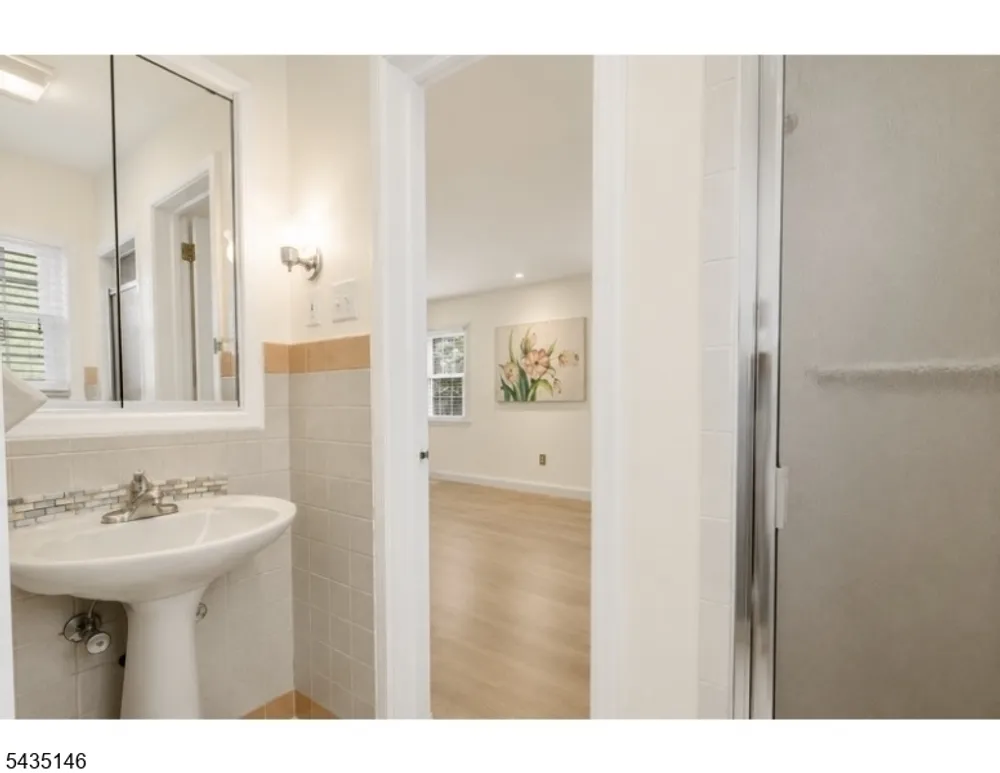 29 Mohawk Trail, Westfield, NJ 07090