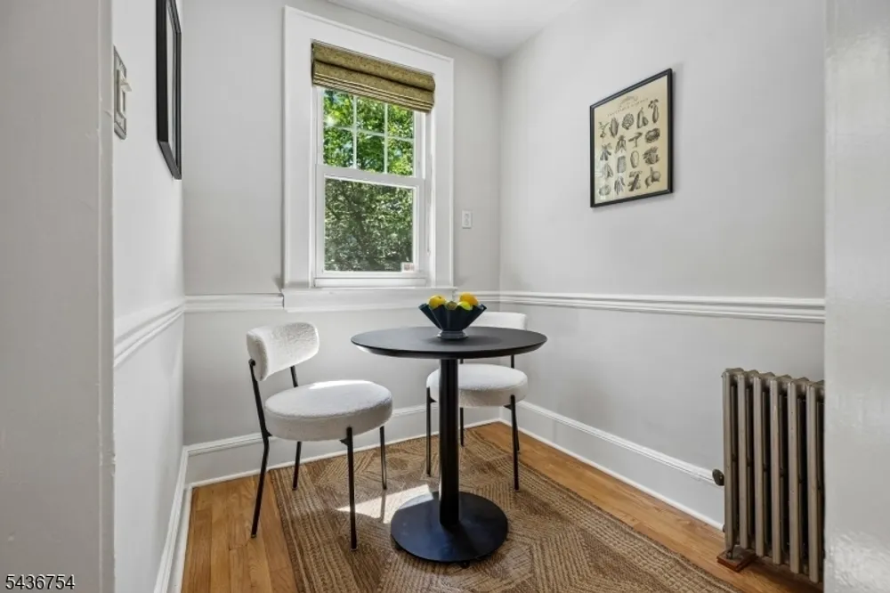 32 Rutgers St, Maplewood, NJ 07040