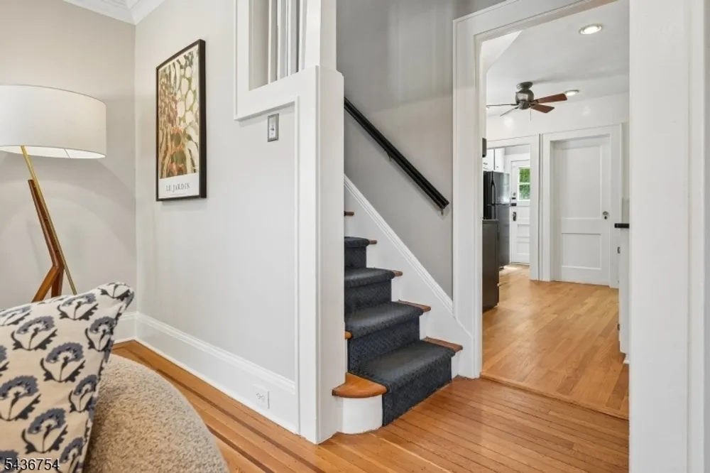 32 Rutgers St, Maplewood, NJ 07040