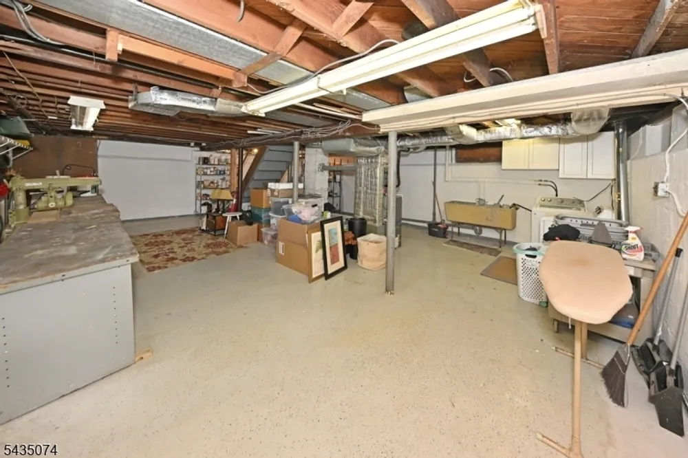 575 Allwood Rd, Clifton, NJ 07012