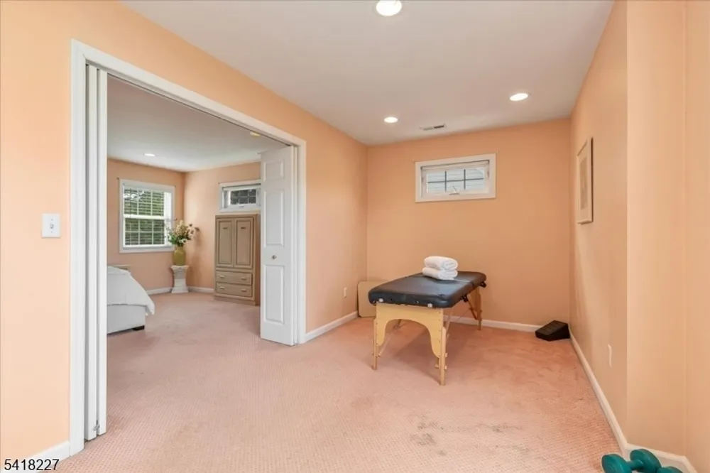 29 Mohawk Trail, Westfield, NJ 07090