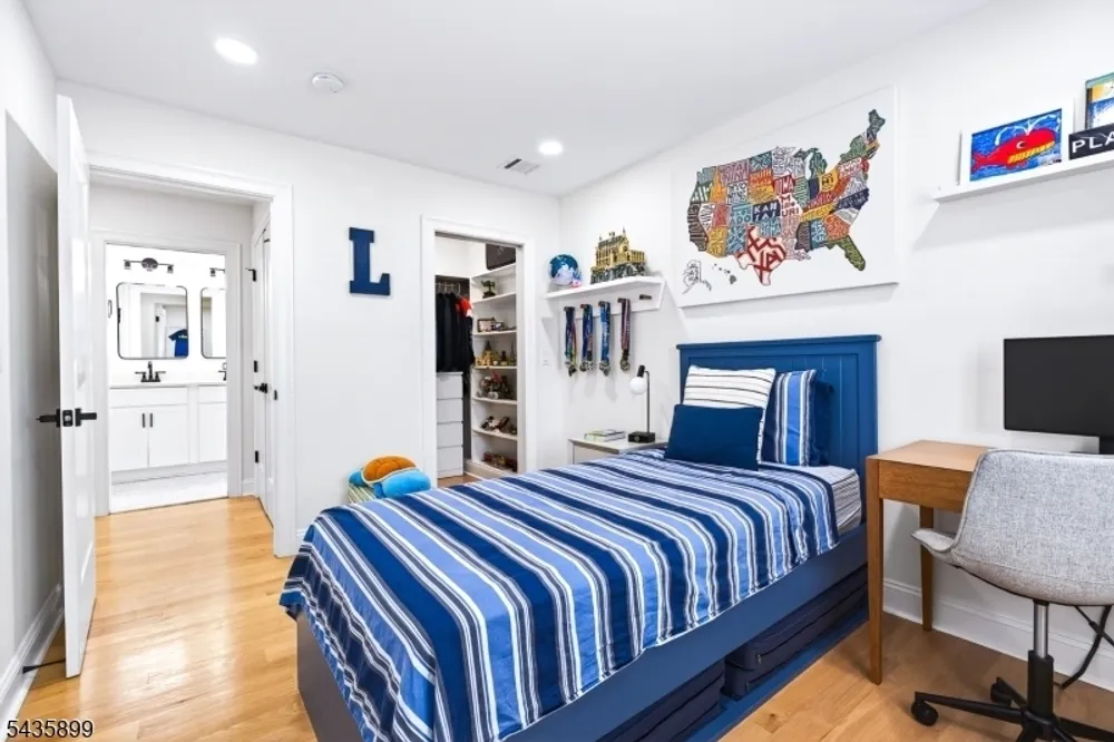 905 Harding St, Westfield, NJ 07090