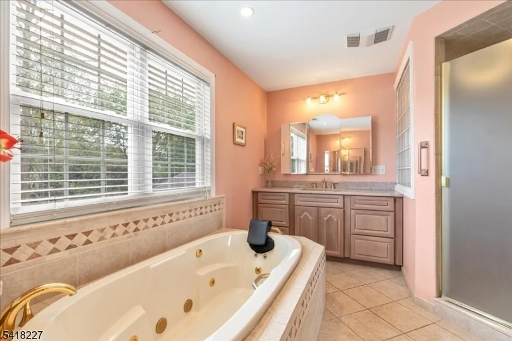 29 Mohawk Trail, Westfield, NJ 07090