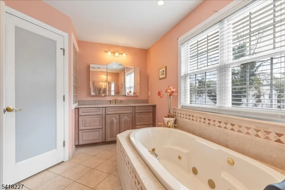 29 Mohawk Trail, Westfield, NJ 07090