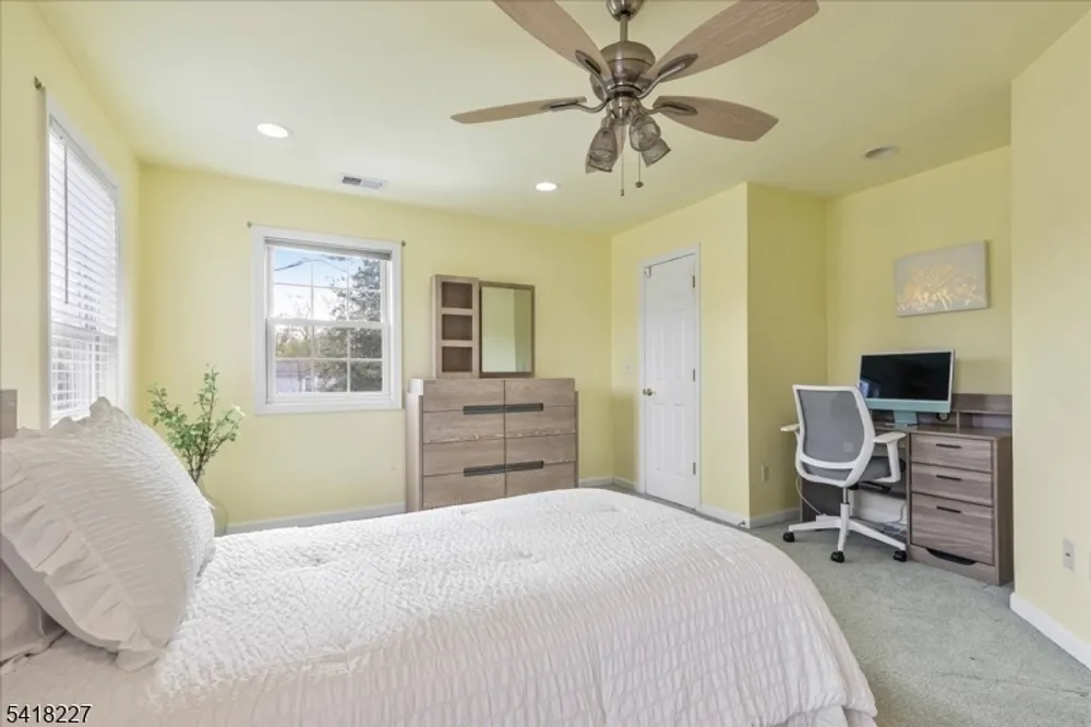 29 Mohawk Trail, Westfield, NJ 07090