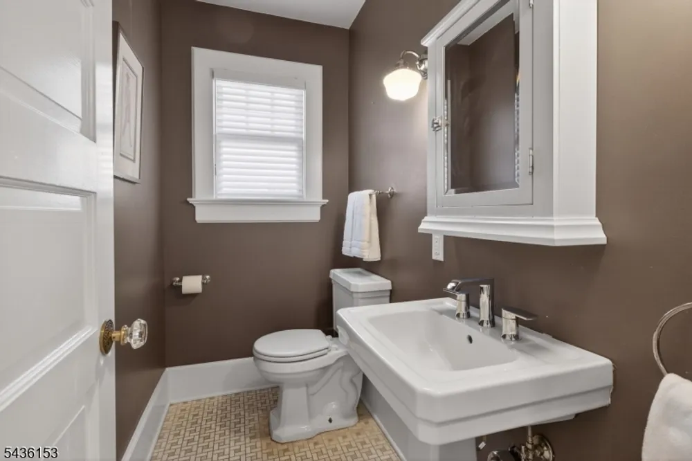 617 Lawrence Ave, Westfield, NJ 07090