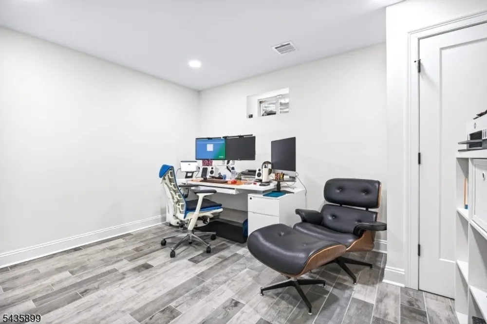 905 Harding St, Westfield, NJ 07090